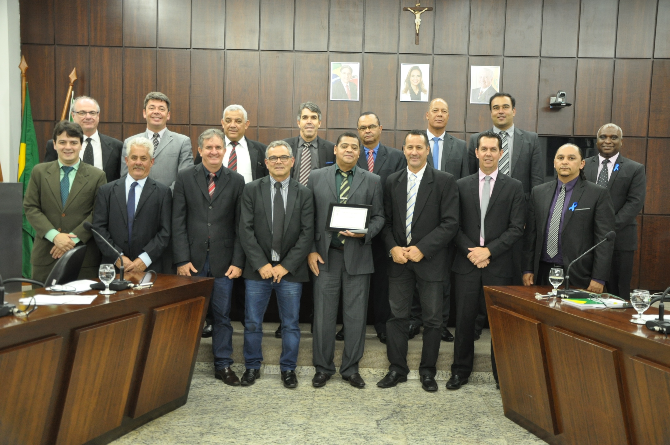 Câmara concede Diploma de Honra ao Mérito ao Sicoob Credibelgo pelos 50 anos de fundação