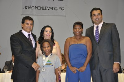 Mérito Escolar 2013 (121).JPG