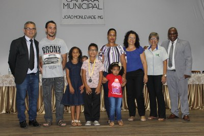 MÉRITO ESCOLAR (171).JPG