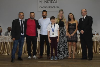 MÉRITO ESCOLAR (201).JPG