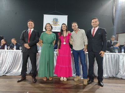Faculdade Doctum - Ingrid Soares (1).jpg