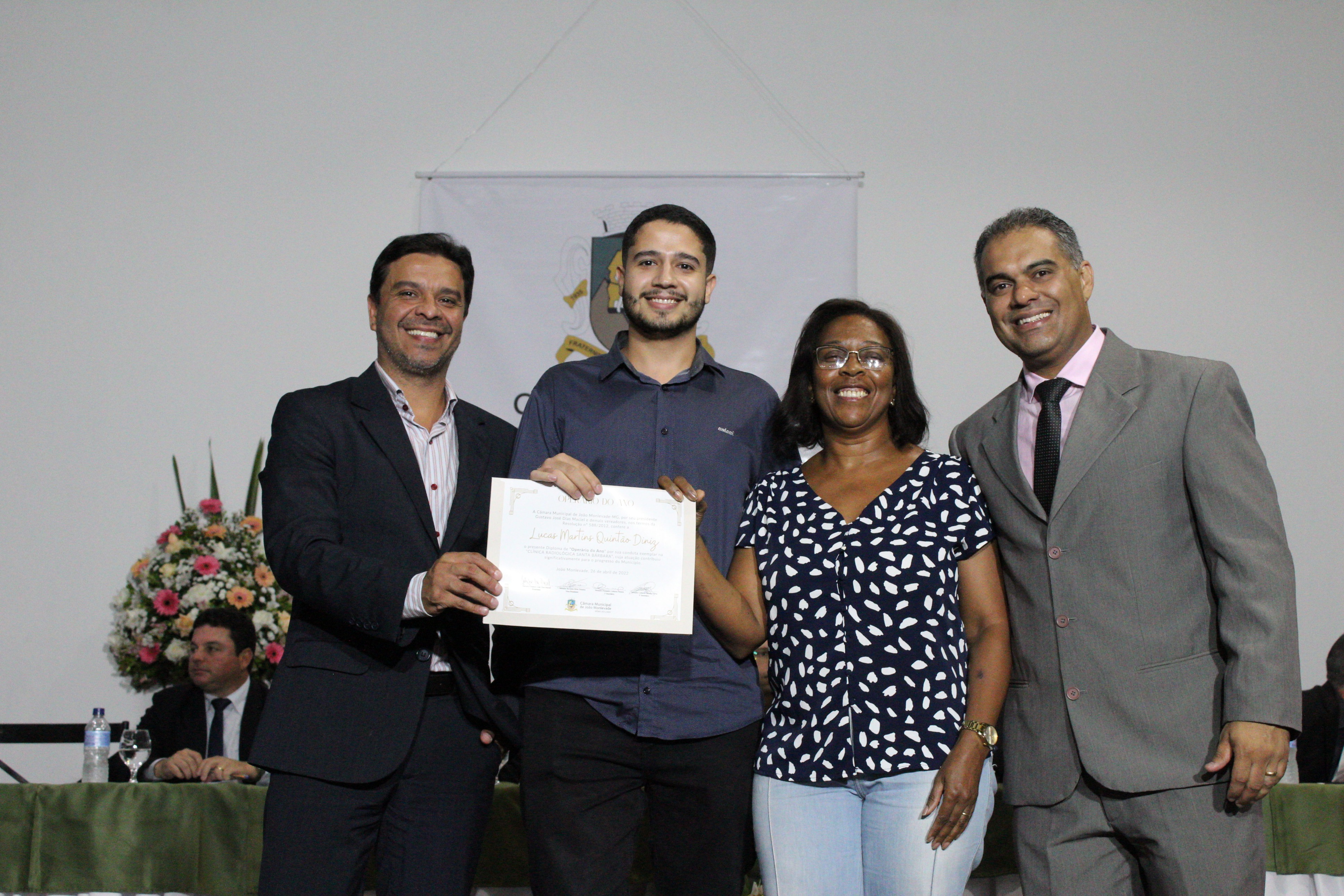 22 - Lucas Martins Quintão Diniz - Clínica Radiológica Sta Bárbara.jpg