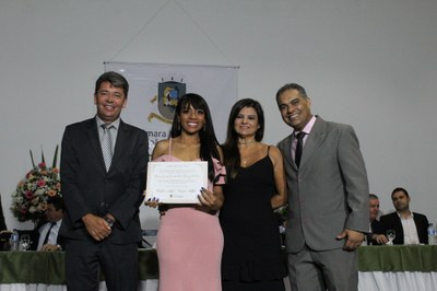 30 - Maria Fernanda dos Reis Muniz Martins - Correios.jpg