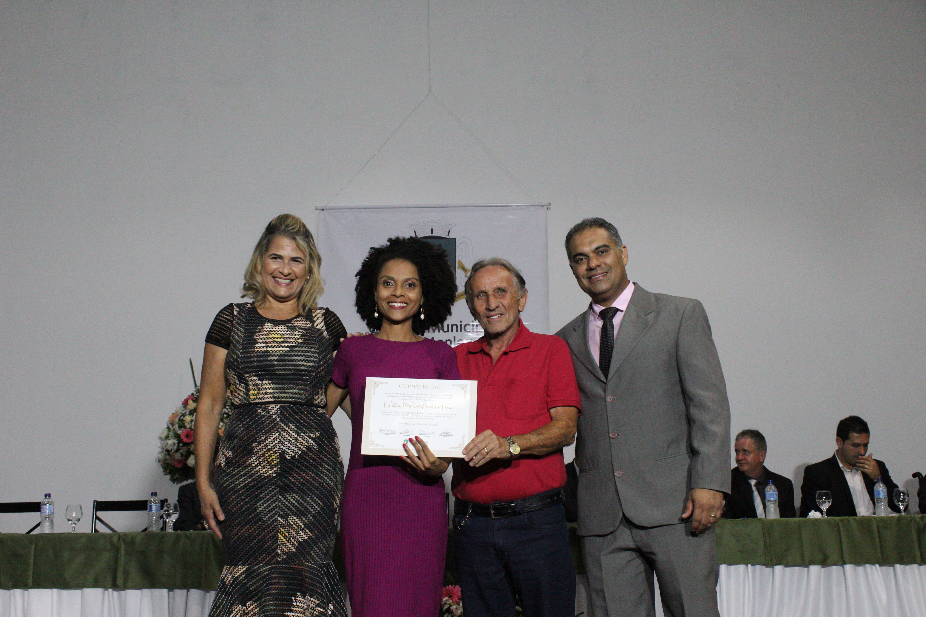 41 - Natália Martins Nicolau Félix - Ideal Móveis.jpg