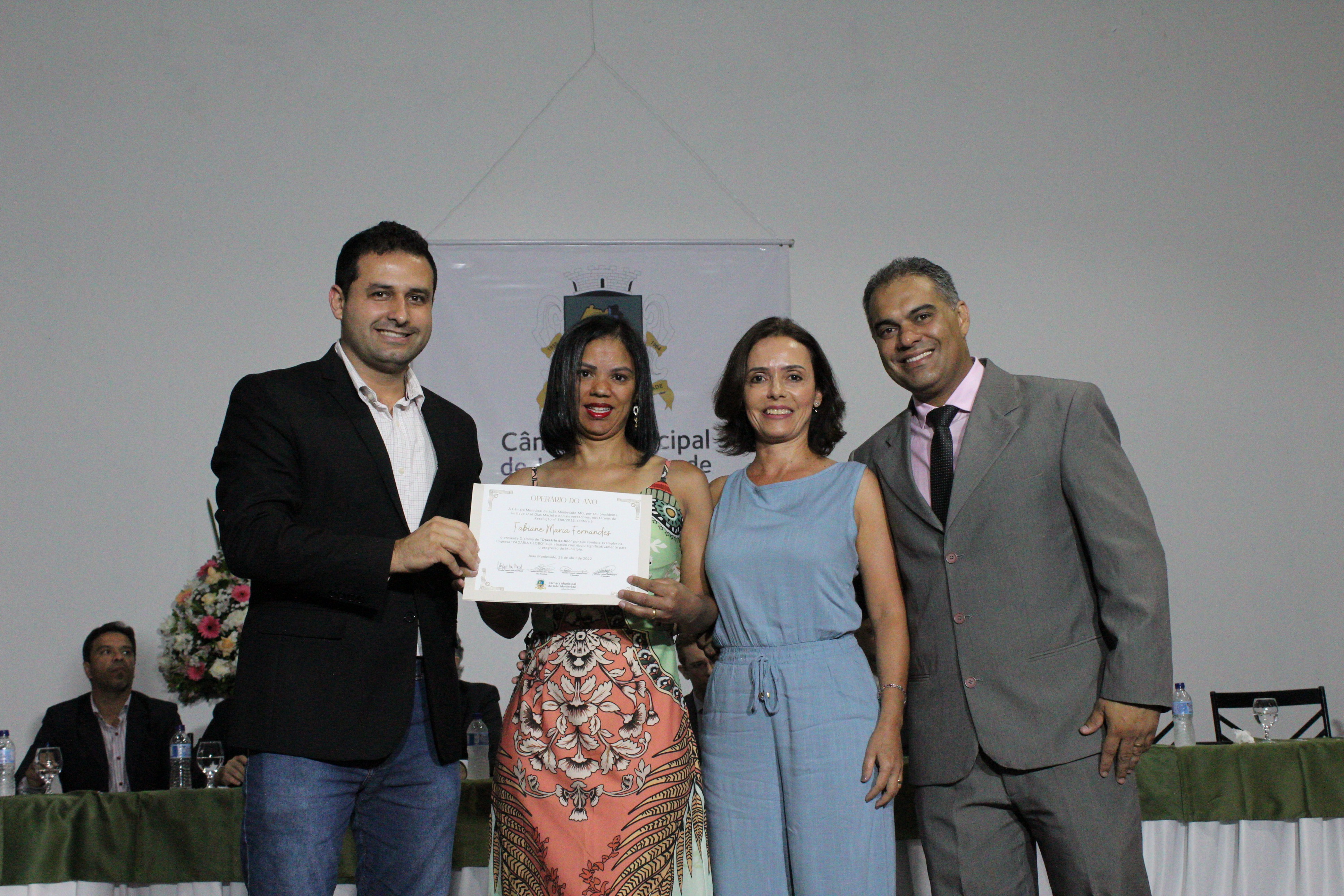 50 - Fabiane Maria Fernandes - Padaria Globo.jpg