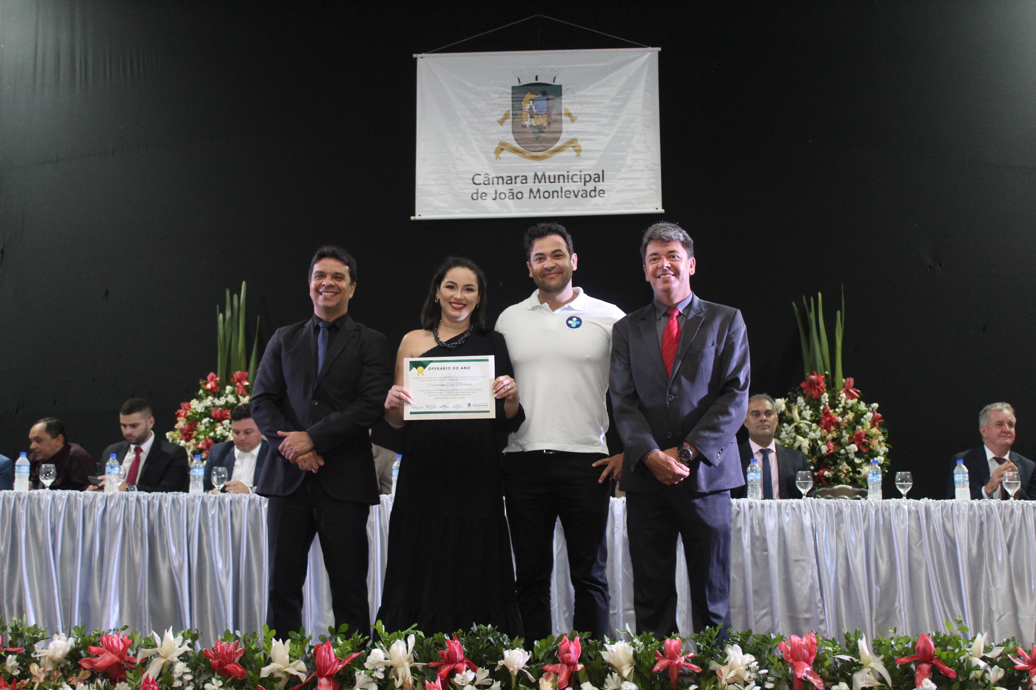 Farmácia Indiana  -  Cristianne Vaz Matheus.JPG