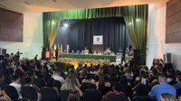 Alunos são homenageados em noite de celebração do Mérito Escolar 2025