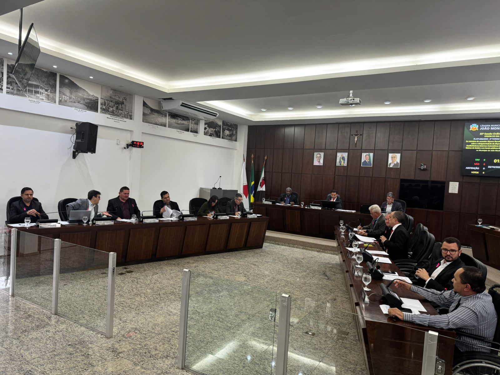 Câmara aprova projeto que garante transporte gratuito para crianças e adolescentes com deficiência em situação de vulnerabilidade social