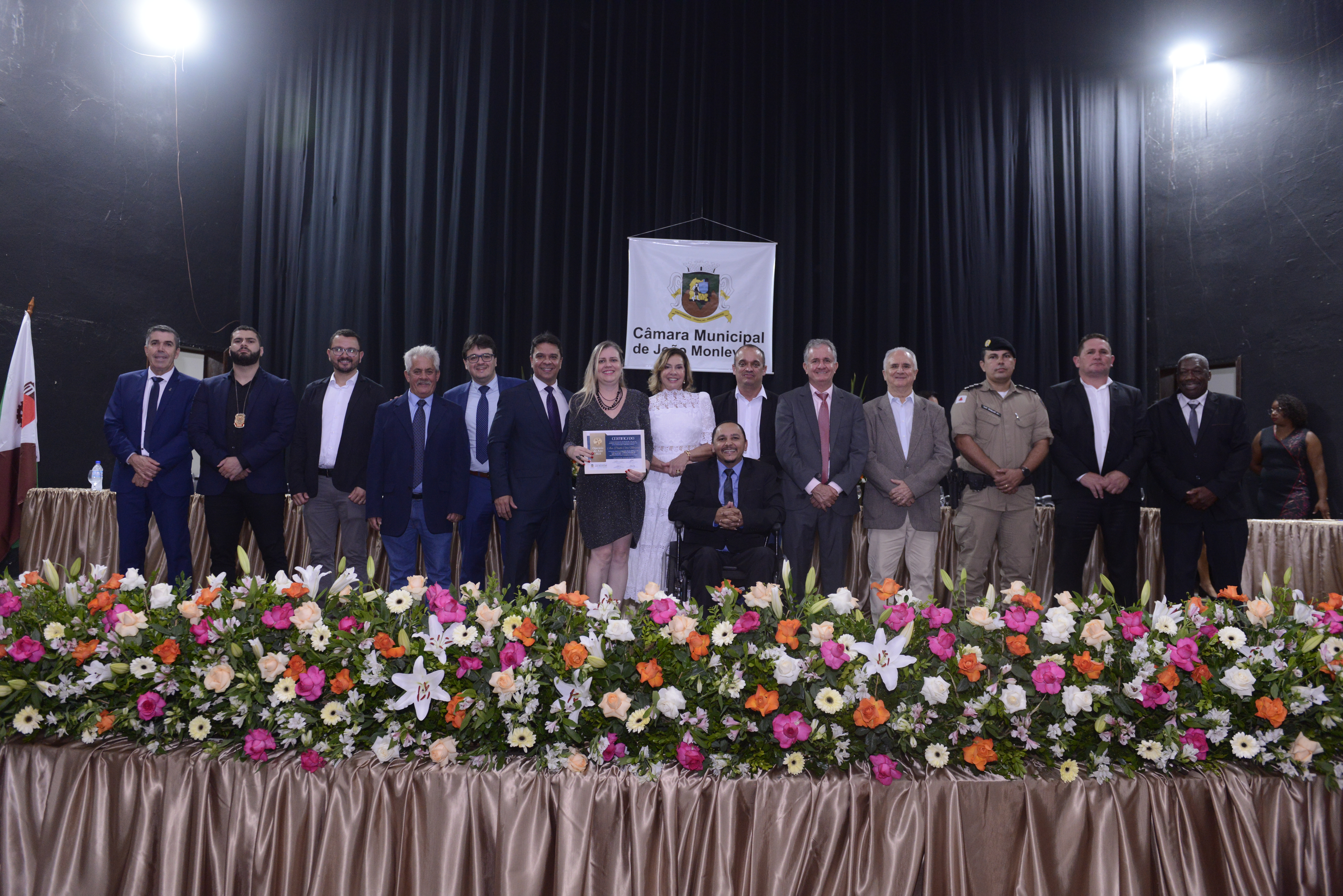 Câmara de João Monlevade realiza solenidade de entrega do diploma Operário do Ano 2025