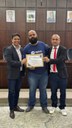 Câmara Municipal entrega Moção de Aplausos a Jailson Antônio Alves por trabalho social com artes marciais