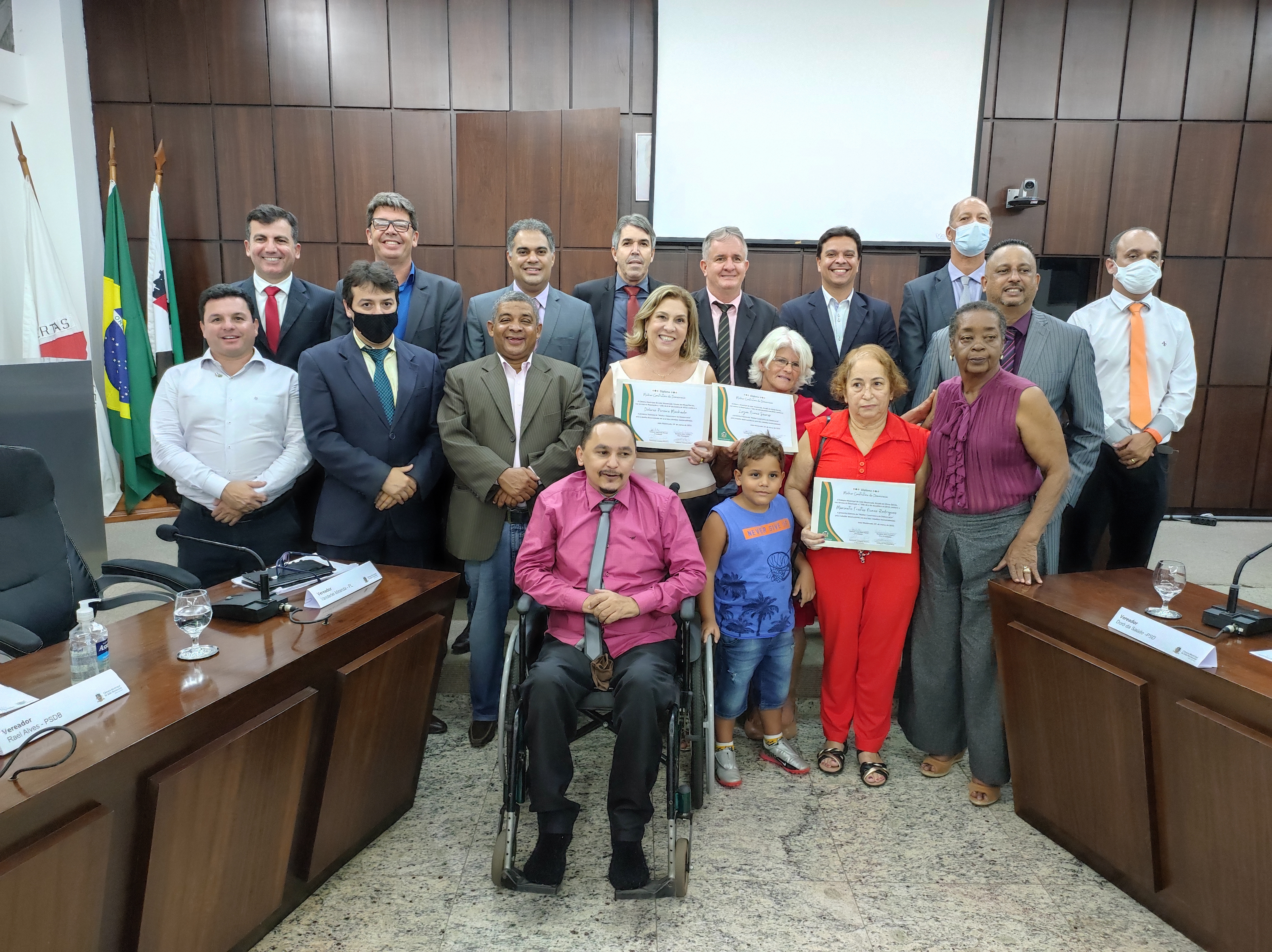 Mulheres são homenageadas na Câmara de João Monlevade