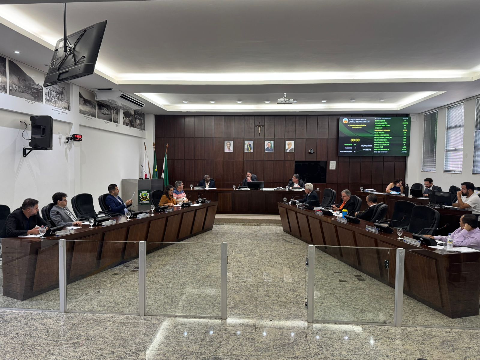 Projeto que regulamenta o processo eletrônico na Câmara é aprovado
