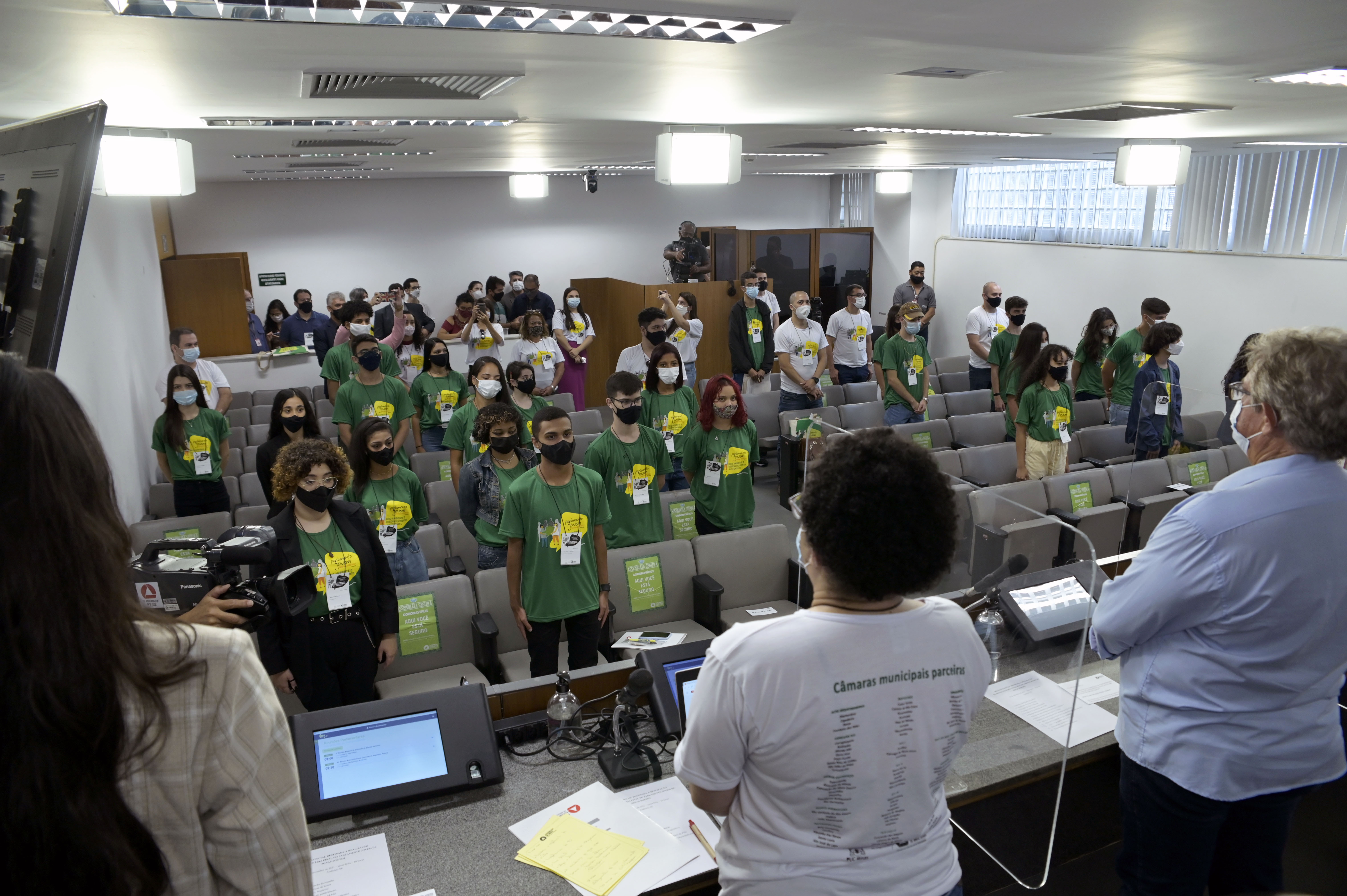 Proposta apresentada por João Monlevade é aprovada em Plenária Estadual do projeto Parlamento Jovem