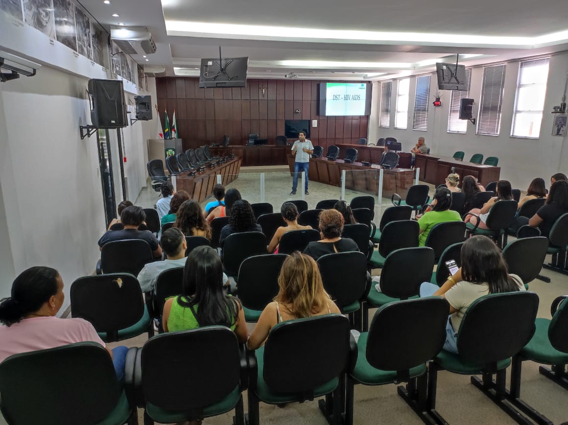 Servidores da Câmara Municipal participam de treinamento