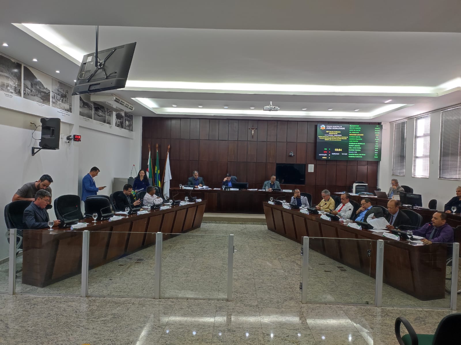 Vereadores aprovam projetos de denominação de rua, bairro, praça e UBS   
